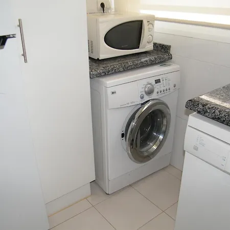 Apartment En Playa De Gandia: 1 Dormitorio, Frente Al Mar, A/a, Piscina, Parking, Exclusivo Familias - Es-314-9 *